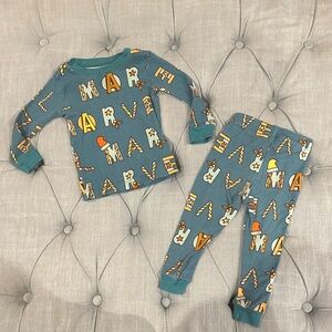 Amazon Essentials Marvel Teal Pajama Set with Fun Print